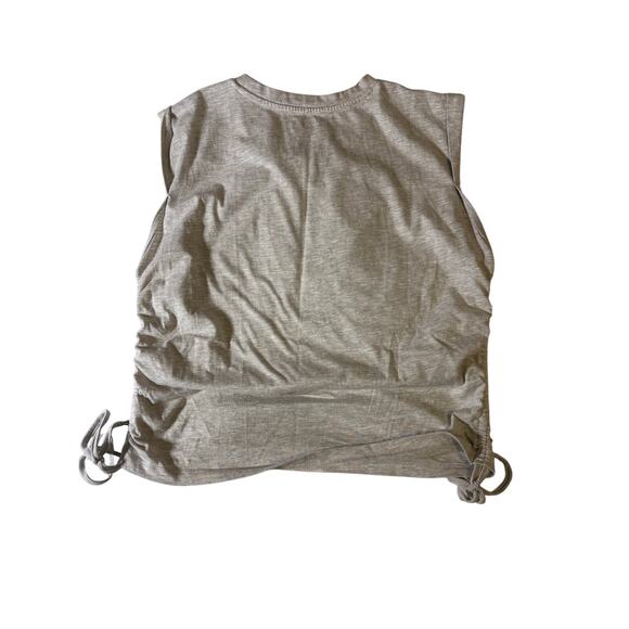 Phillies Large Floral sleeveless t shirt - Picture 4 of 4